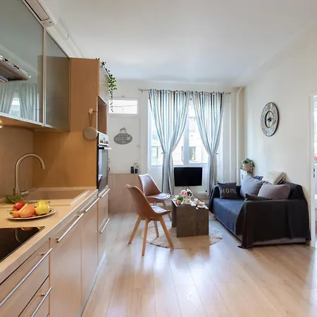 Beautiful , 3 Min Walk , Free Parking, Near Negresco Daire Nice