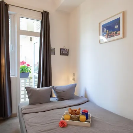 Beautiful , 3 Min Walk , Free Parking, Near Negresco Daire Nice